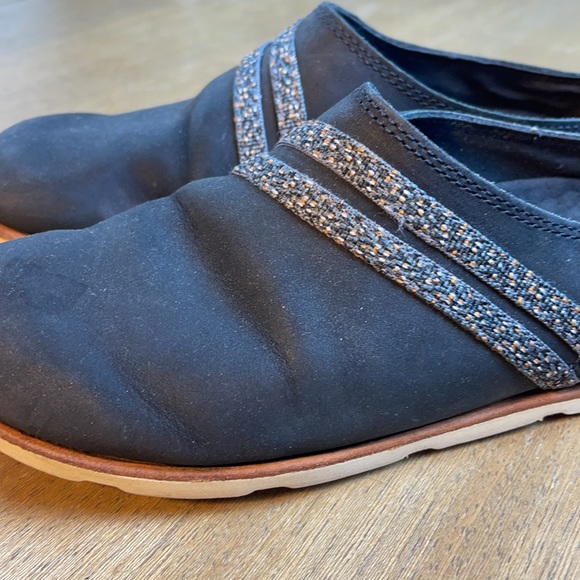 CHACO CLOGS - Picture 2 of 8